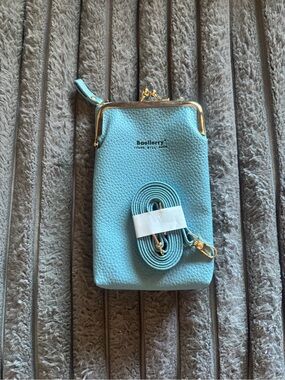 Light Blue Pebbled Crossbody Phone Pouch/ wallet